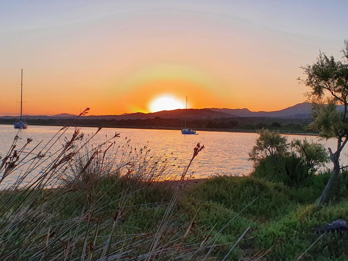 Villa L'ortu di Quaprice Figari  Esterno foto