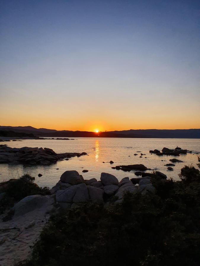 Villa L'ortu di Quaprice Figari  Esterno foto